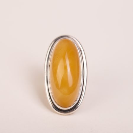 Pierścionek owalny bursztyn bałtycki