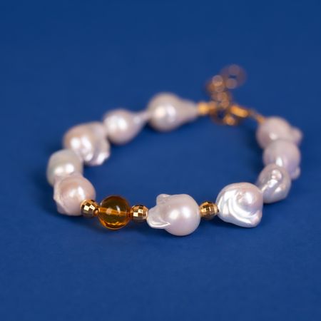 Bransoletka z perłami i bursztynem