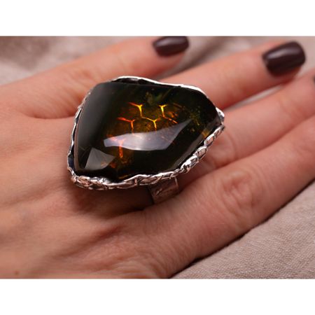 Pierścionek z bursztynem plaster miodu